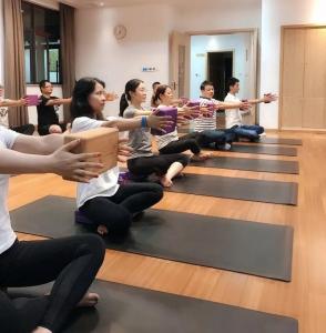 關(guān)愛(ài)職工健康——瑜伽初體驗(yàn)！