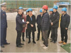 吳興區(qū)人大常委會(huì)黨組書記、主任吳旭一行調(diào)研市北32#地塊項(xiàng)目工程
